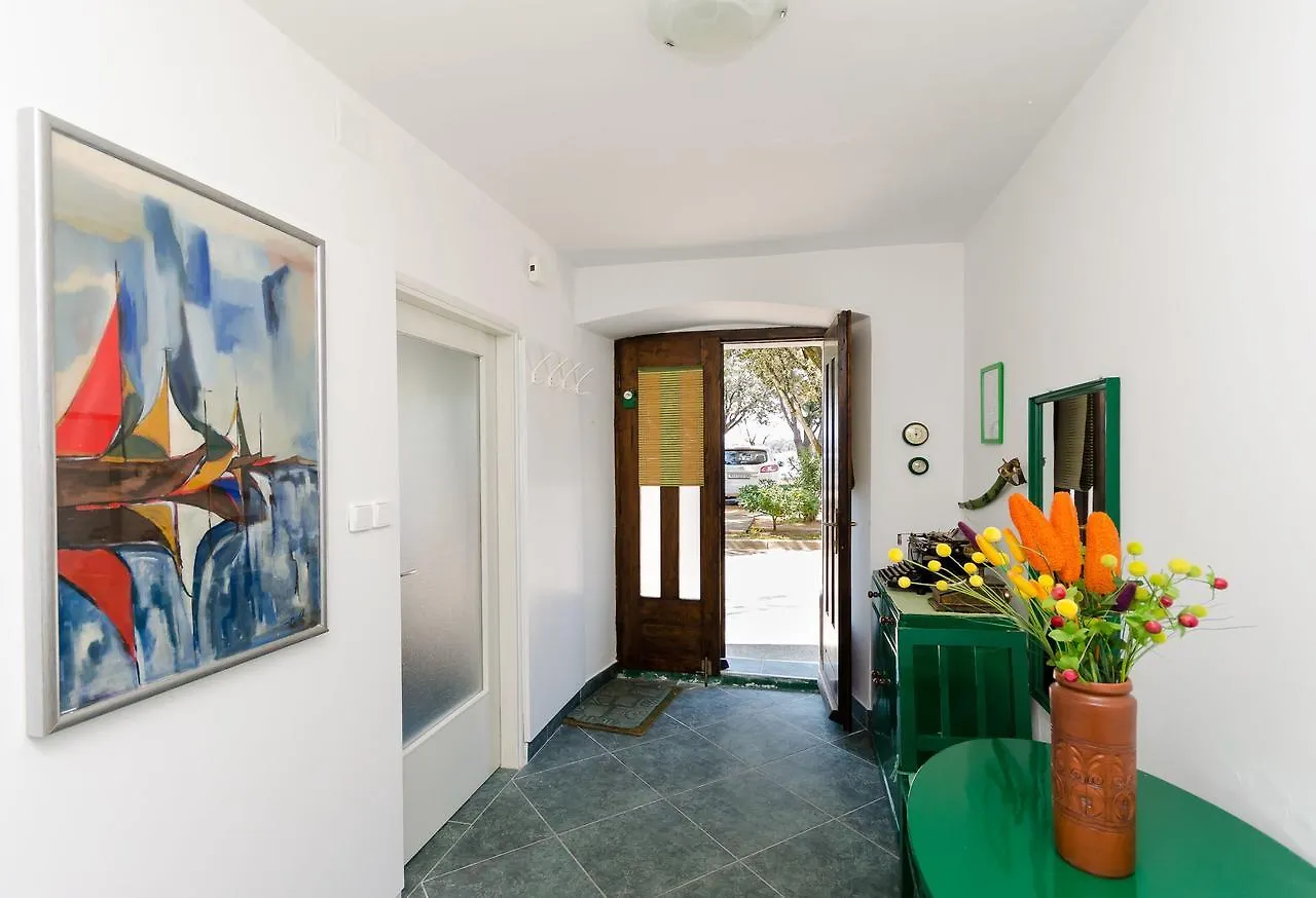 Apartment Zic Punat 0*,